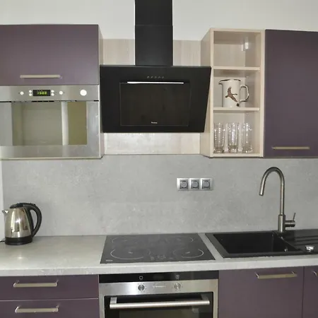Javor Apartment *