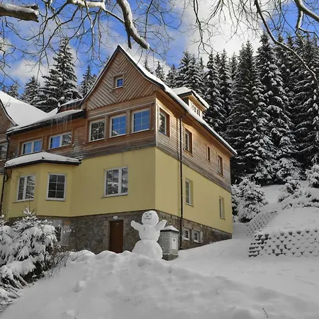 Javor Apartment